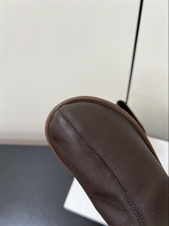 20251128173233974 320